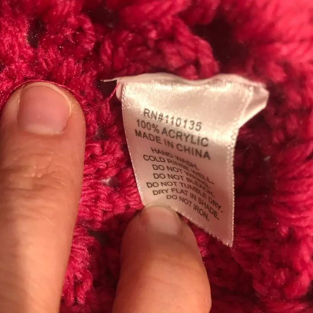 Pair of Girl’s Pink Knit Accessories(3 items@$15)